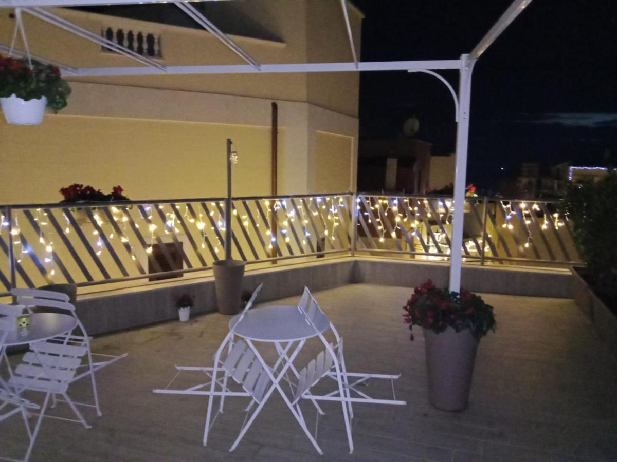 Apartamento Dimora La Fresia Massafra Exterior foto